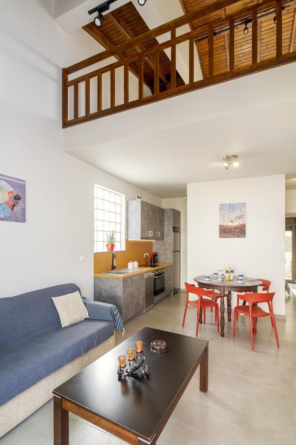 Achilles Maisonette ปาเลกาสตรอน ภายนอก รูปภาพ